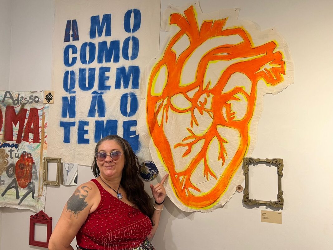 Civone Medeiros: 40 anos da arte que desarma bombas