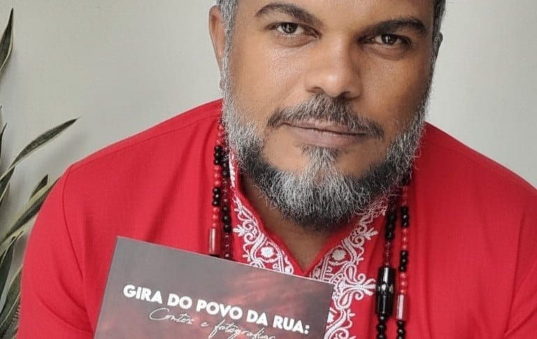 Livro potiguar transforma vivências de terreiro em contos e imagens
