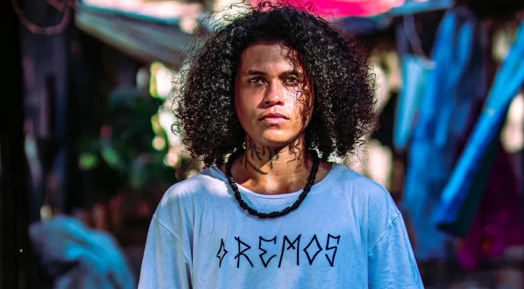 Rap e resistência: Amém Ore lança “Clube da Humanidade” gravado em ocupação em Natal