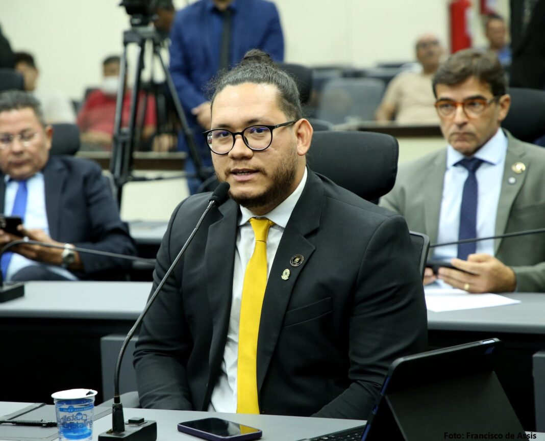 Motivação da saída do MBL anunciada por Faustino é contestada pelo movimento